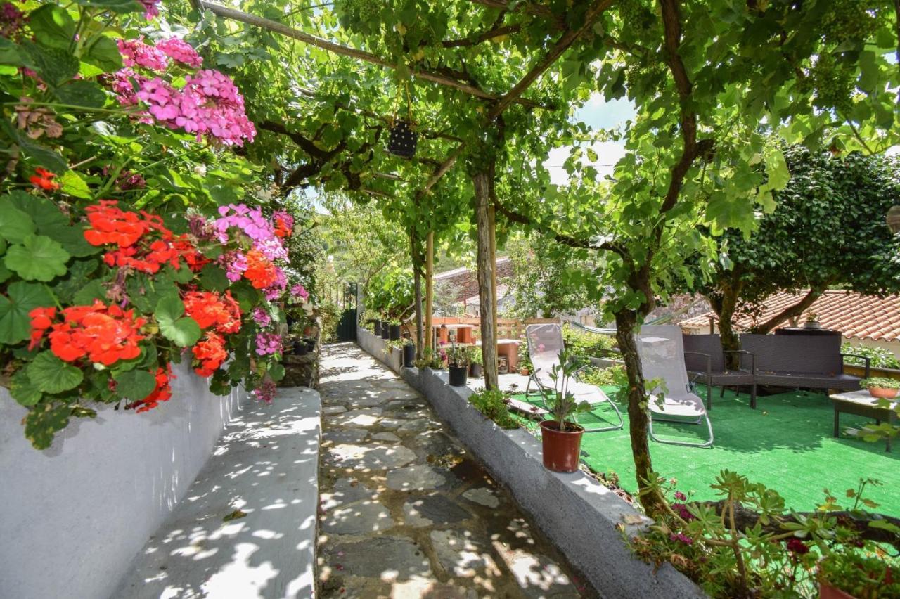 Casinha Da Deolinda Villa Алдейя дас Дез Екстериор снимка